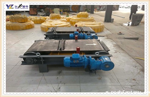 永磁自卸式除铁器,供应RCYQ轻型永磁自卸式除铁器 永磁自卸式除铁器,供应RCYQ轻型永磁自卸式除铁器
