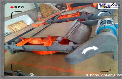 皮带式除铁器订制