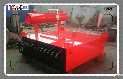 rcdf油冷自卸式电磁除铁器