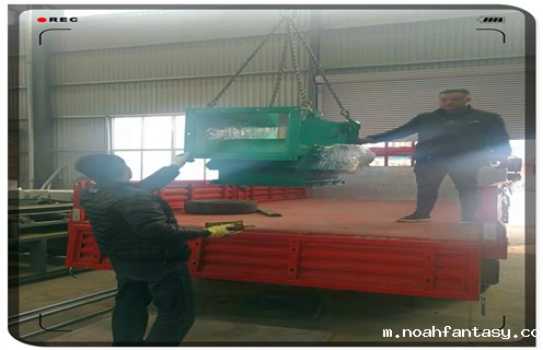 管道除铁器，管道永磁除铁器，管道粉料除铁器，管道式粉料永磁除铁器厂家