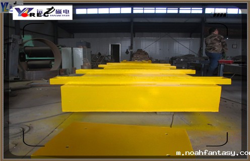 悬挂式永磁除铁器，广东悬挂式永磁除铁器_内部磁块安装方法_广东悬挂式永磁除铁器型号价格